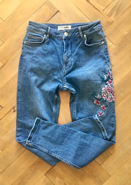 Vyšívané rifle, pimkie,36