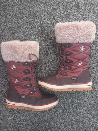 Zimne topanky, baťa,35