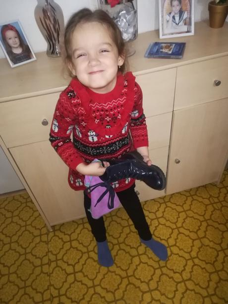 Roztomilé vianočné pletené šaty s pancuskami, next,110