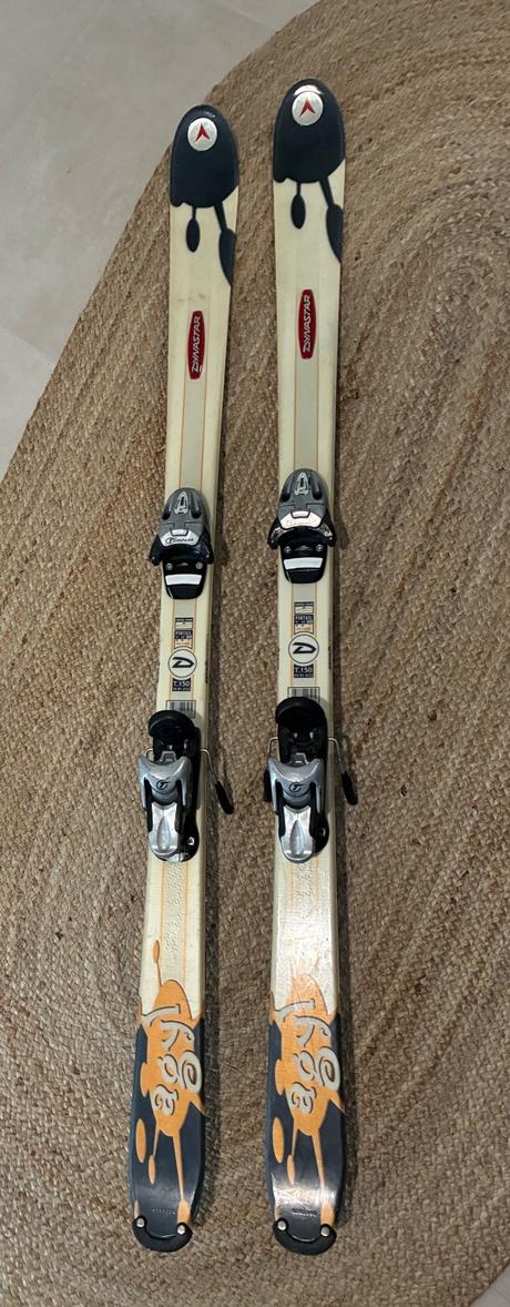 Lyže 150cm + lyžiarky, dynastar,150-159 cm