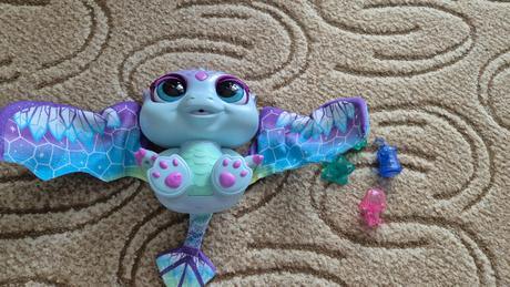 Snežný drak furreal,