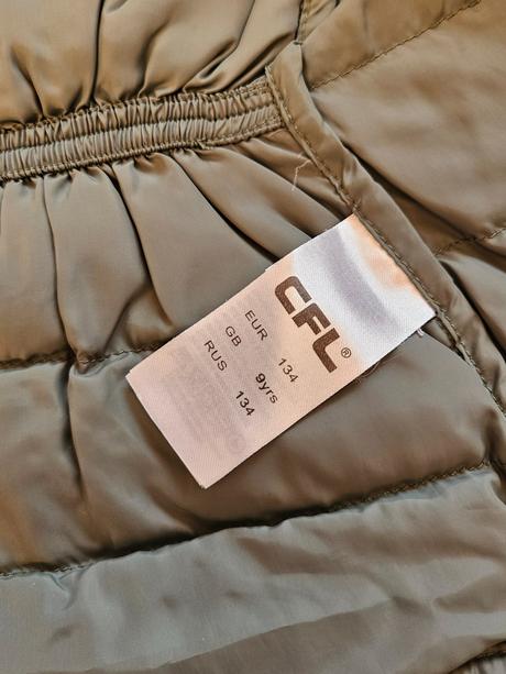 Tenšia prechodná vesta cfl, 134