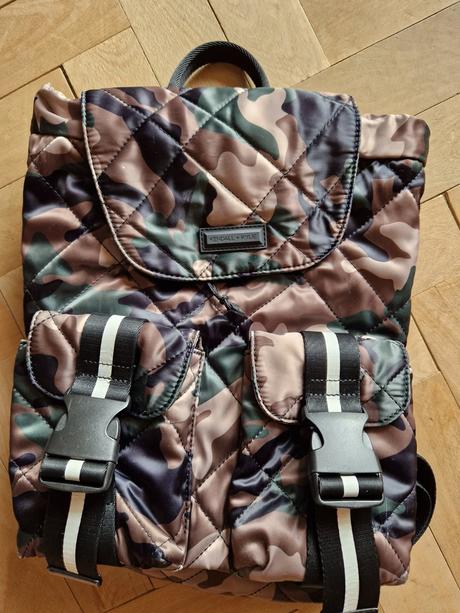 Ruksak kendall + kylie, 
