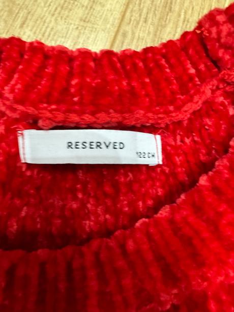 Sveter, reserved,122