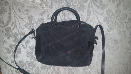 Kožená kabelka, baťa