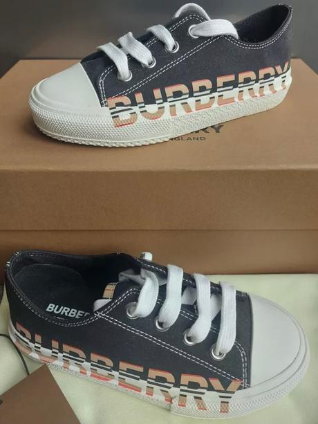 Burberry kids mini larkhall logo, burberry,32