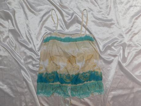 Pekny letny top, 40