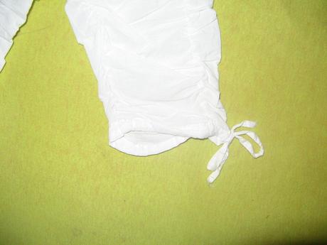 Letne nohavice pre paradnicu, 98