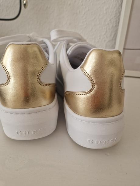 Guss eu40, guess,40