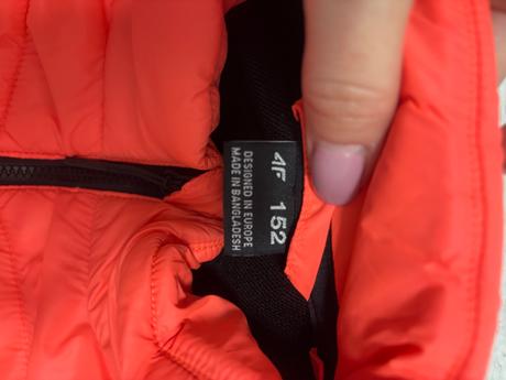 4f funcna vesta, 152