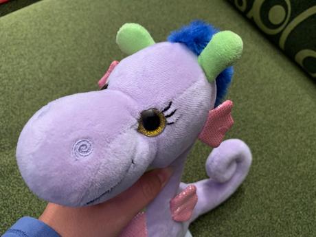 Plyšový morský koník,