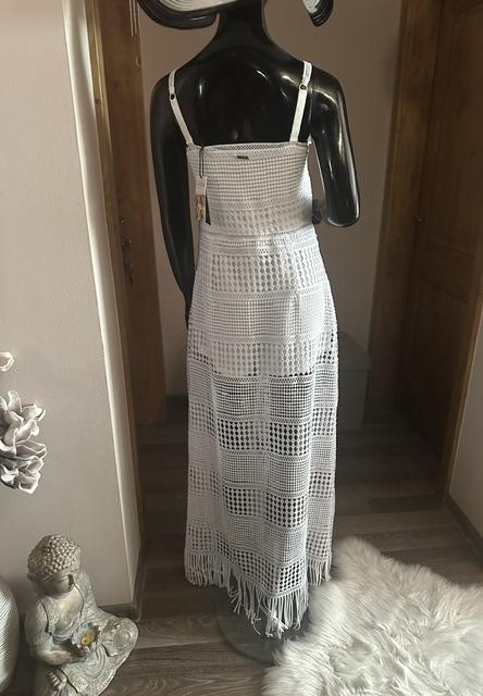 Overal s kraťasmi a dlhou háčkovanou sukňou guess, guess,l / m