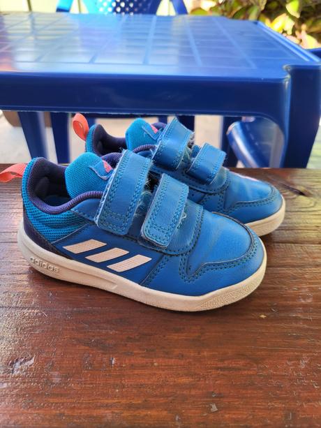 Tenisky +doporučené poštovné, adidas,25