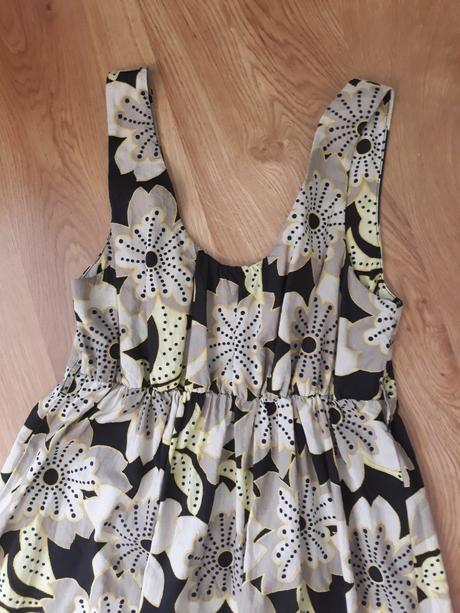 Kvetinové šaty, atmosphere,38