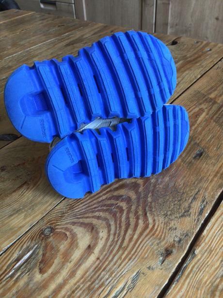 Tenisky reebok, adidas,21