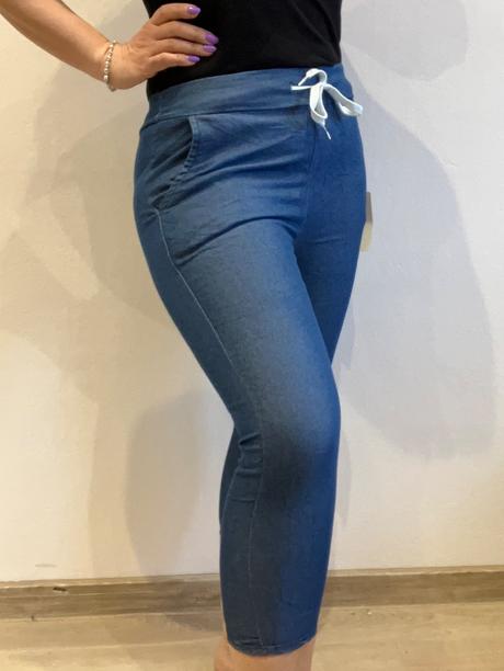 Dámske trojštvrťové letné nohavice (uni), l / m