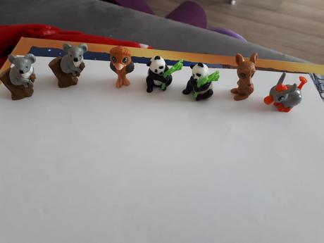 Kinder hracky,figurky, 