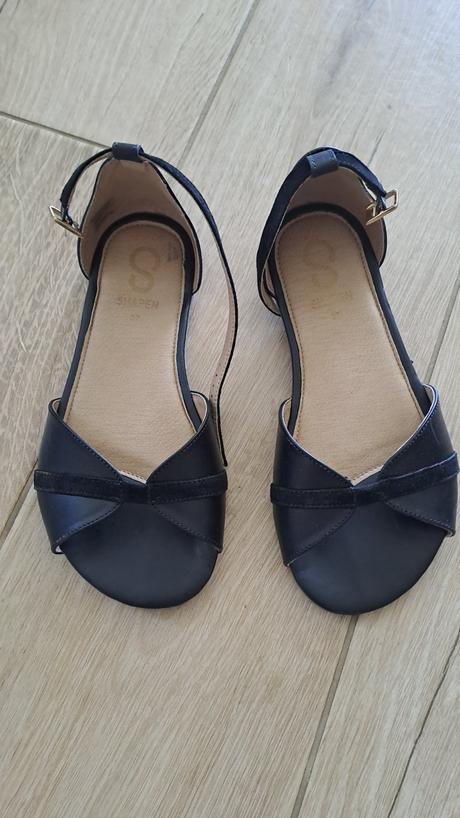 Shapen barefoot sandále, 37