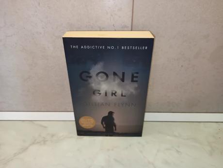 Gillian flynn - gone girl, 