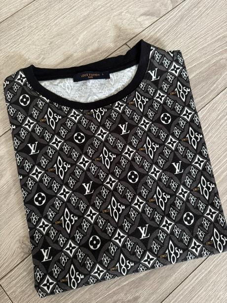 Dámske tričko s, s