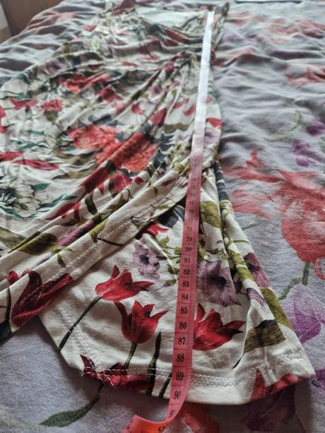 Predám kvietočkavé šaty, m