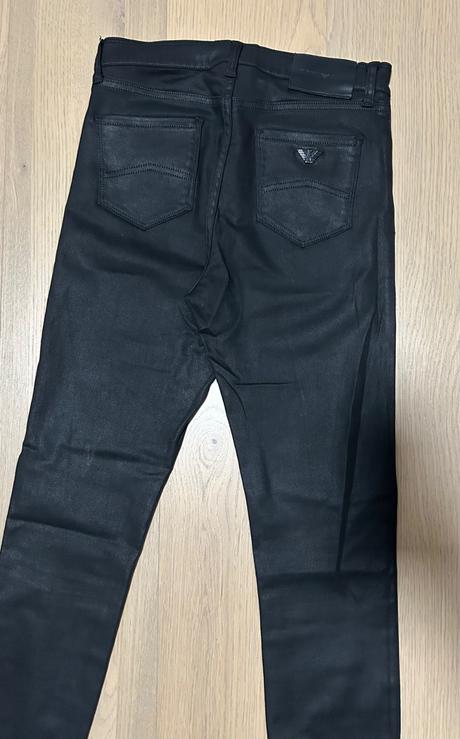 Emporio armani 27 čierne ako kožené nohavice, armani,s