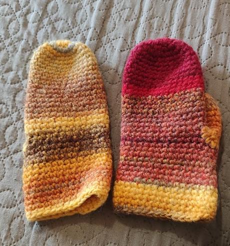 Dvojfarebné rukavice,