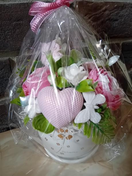 Mydlová kytička v keramike, 