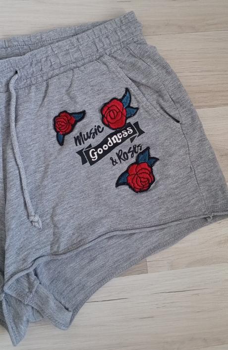 Dámske bavlnené kraťasy s nášivkou, terranova,s