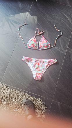Dvojdielne plavky, bikiny, 40