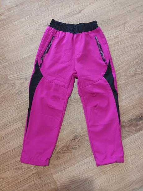 Softshelove nohavice, 122