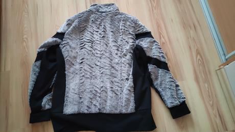 Prechodná bunda, 42