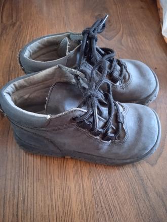 Kožené topanocky, 24