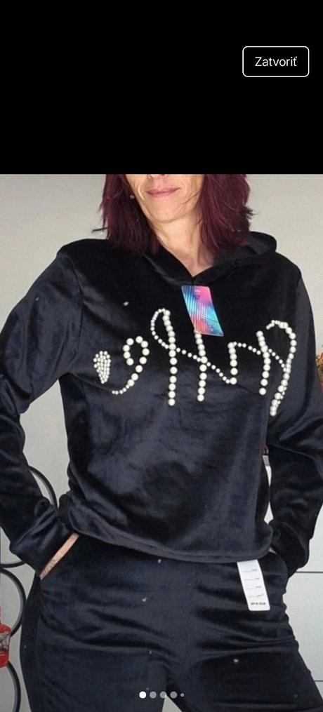 Zamatová mikina s perličkami s a m sadne, s