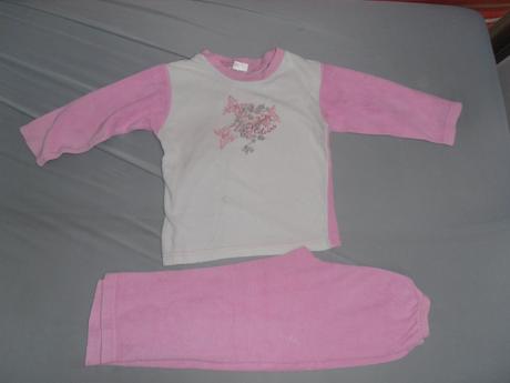 Dievčenské pyžamo, 122