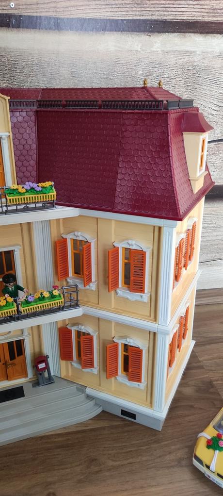 3-poschodovy dom playmobil, 