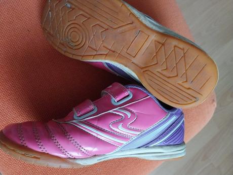 Tenisky sneakers, 33