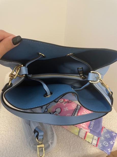 Dámska nová kabelka, 