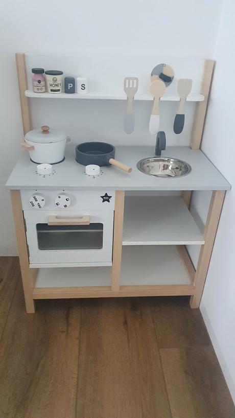 Drevená kuchynka kids concept, 