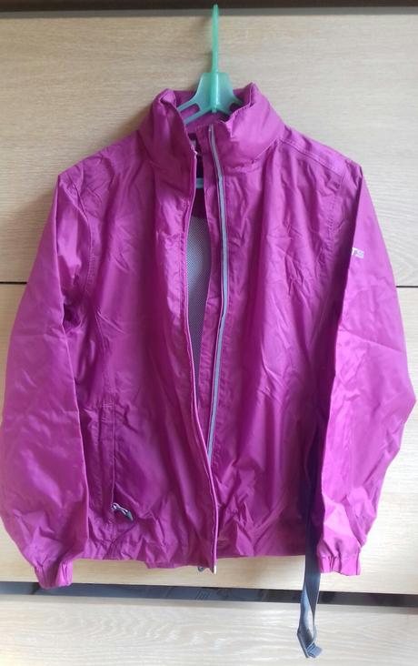 Zbaliteľná outdoorová vetrovka, 140