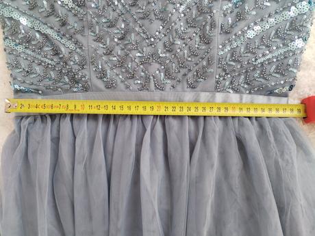 Šaty na ples/stužkovú, m