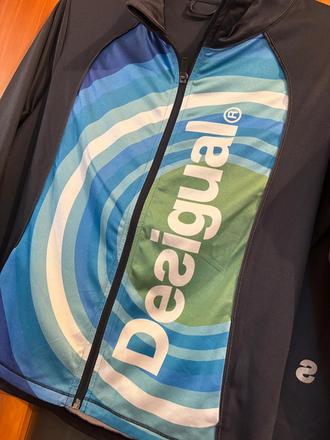 Tenká,športová bunda desiqual, m