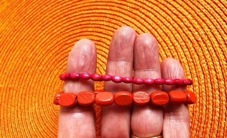 Etno drevený náramok, 