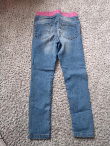 Mix nohavice, 122–134