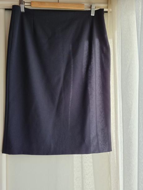 Tmavomodra puzdrova sukna, zara,xl