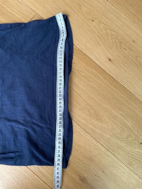 Tričko s motýľom, 134