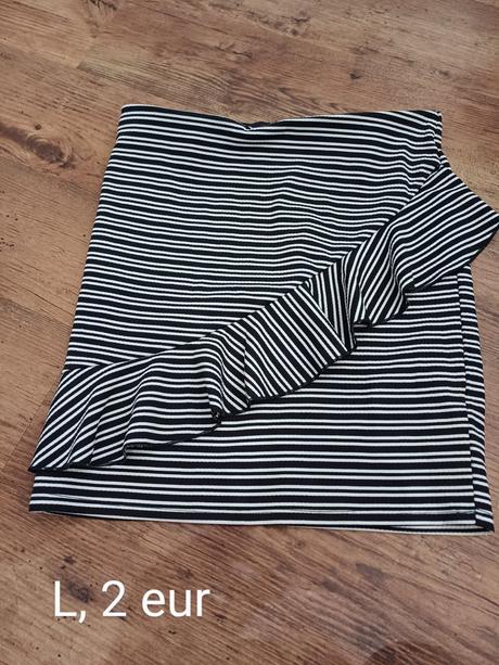 Sukna s vlnkou cez cely predok, l