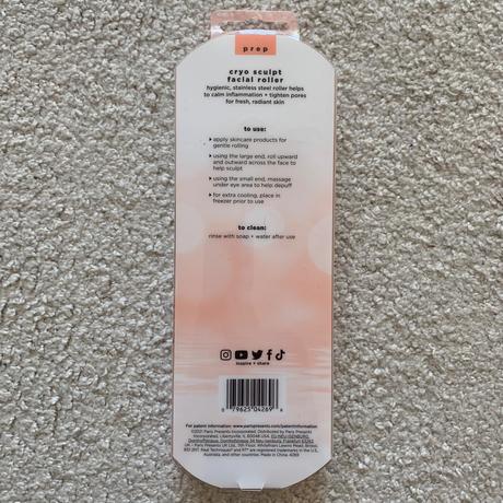 Real techniques oceľový face roller, 