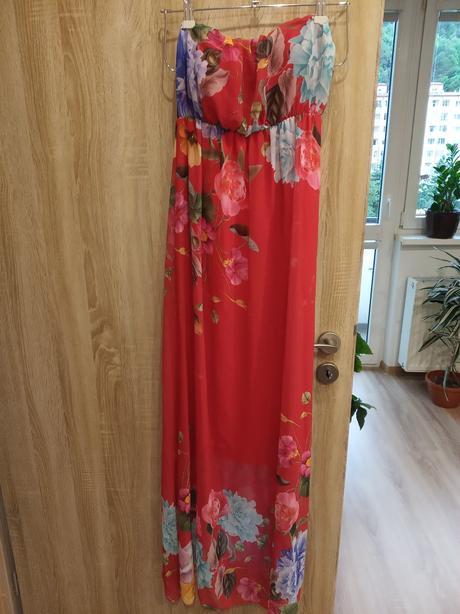 Kvetovane maxisaty, m