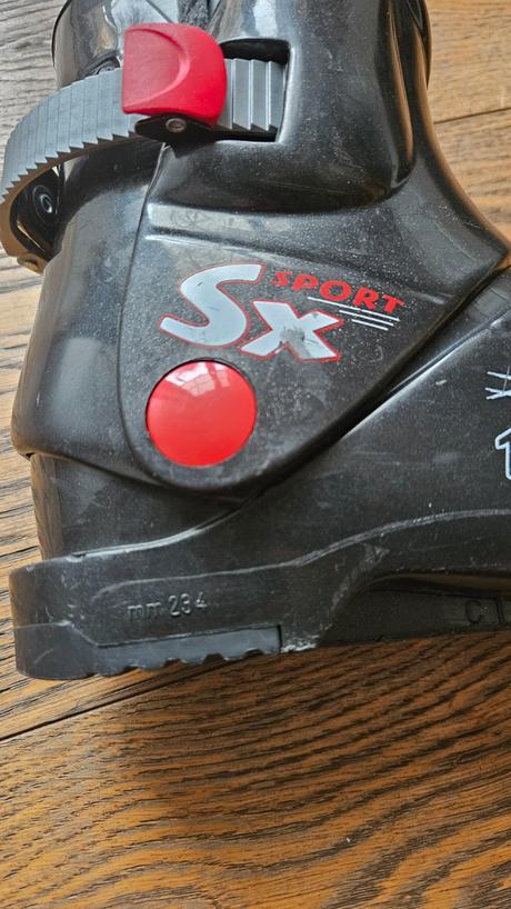 Lyžiarky, dalbello,31